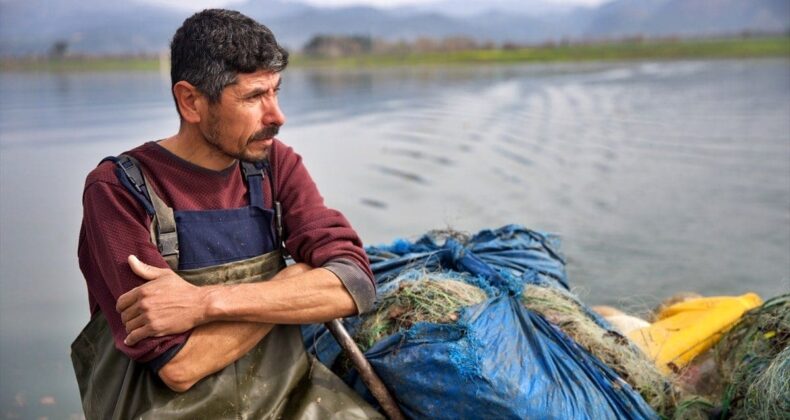 Avlanma yasakları başlayacak! Osmaniyeli balıkçılar son ağlarını atıyor