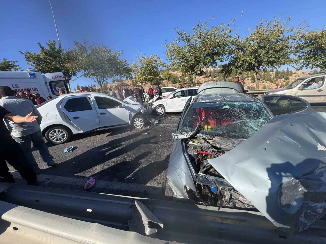 Şanlıurfa’da zincirleme trafik kazası: 5 yaralı – Ordu Olay Gazetesi