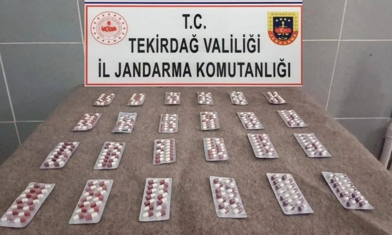 Tekirdağ’da uyuşturucu operasyonlarında çok sayıda sentetik hap ve uyuşturucu madde ele geçirildi – Ordu Olay Gazetesi