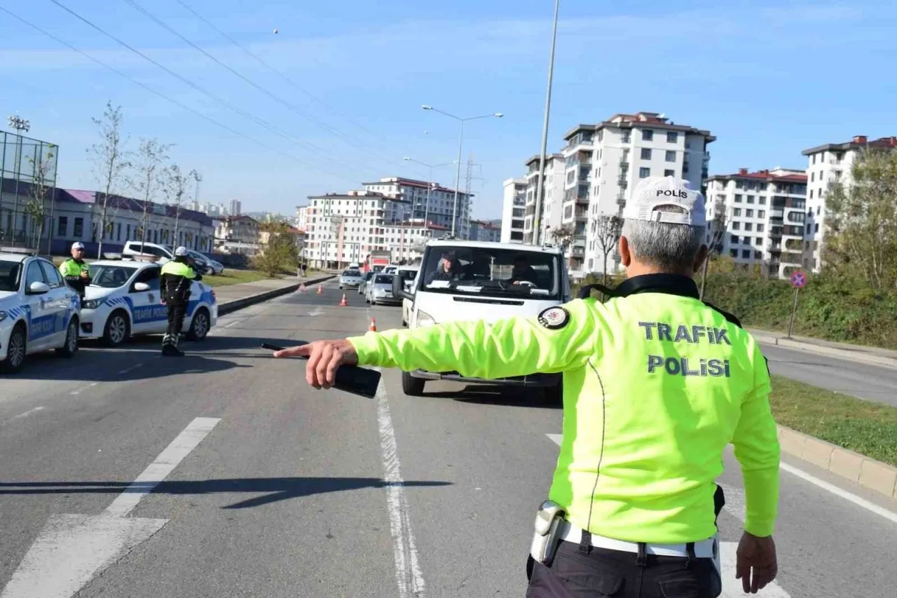 Ordu’da bir haftada 17 binden fazla araç ve sürücüsü denetlendi – Ordu Olay Gazetesi